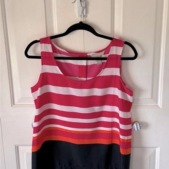 Banana button-back sleeveless top bottom stripe is navy, but can look black - Picture 1 of 7
